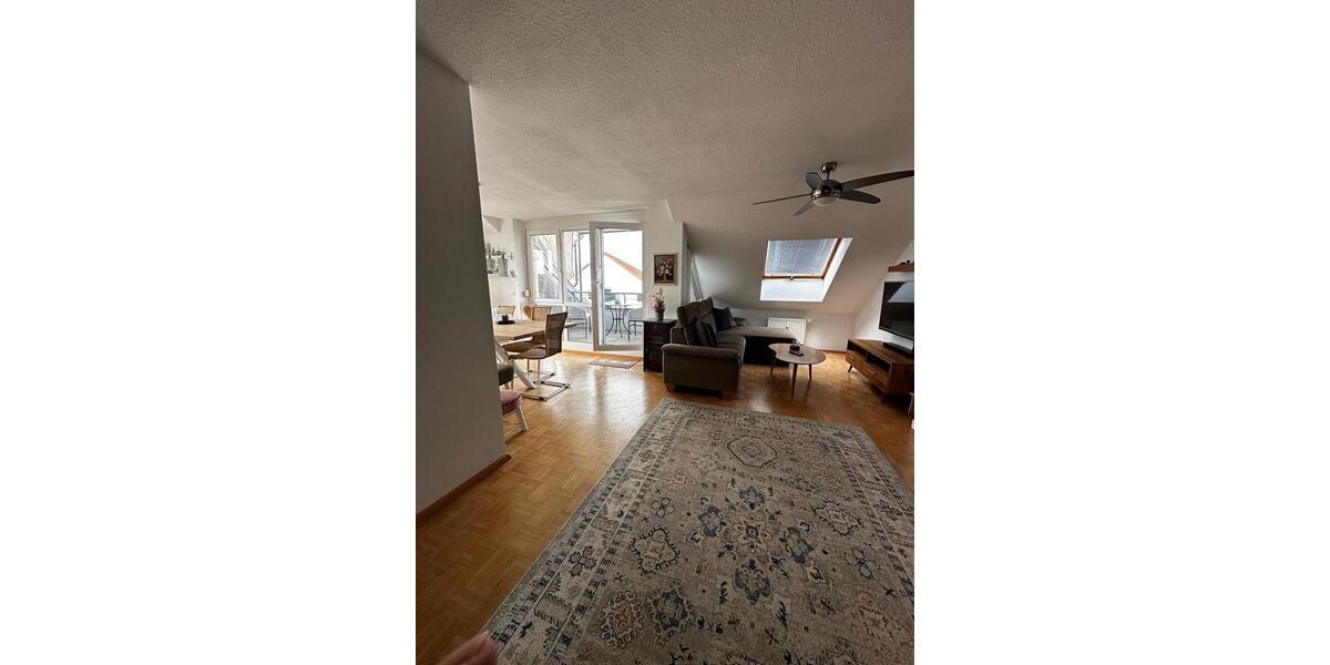 Dachgeschoßwohnung Renningen - 3.5 Zimmer, 75 m&sup2;, 390.000&euro; | Angebot:25644989