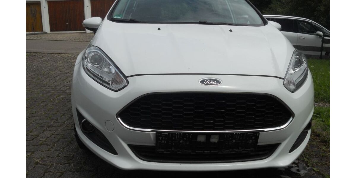 Ford Fiesta 108.000 km 6.999 &euro; Sindelfingen - Maichingen 71069