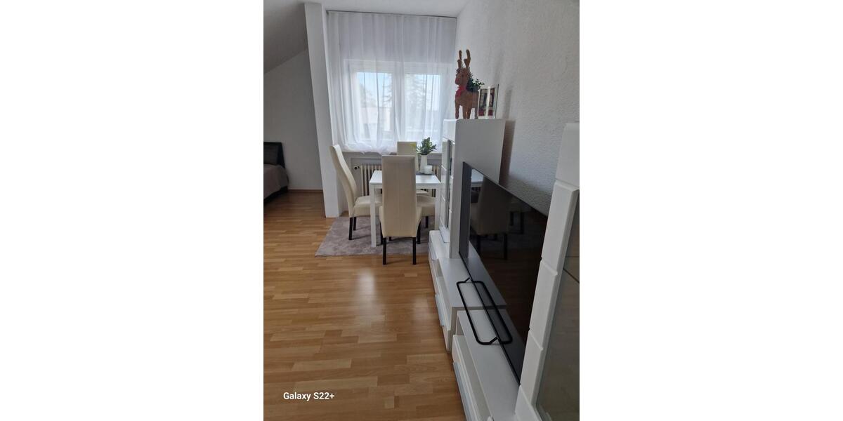 Dachgeschoßwohnung Sindelfingen Sindelfingen (Stadt) - 1 Zimmer, 32 m&sup2;, 700&euro; | Angebot:26603924