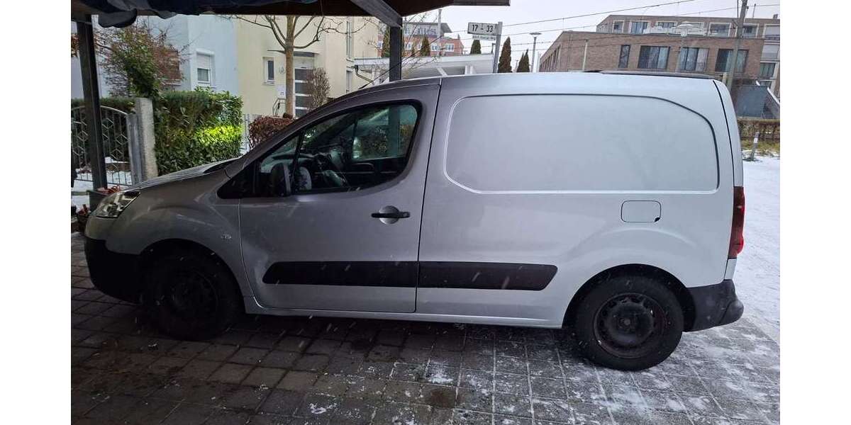 Peugeot Partner 216.416 km 4.300 &euro; Ostfildern 73760
