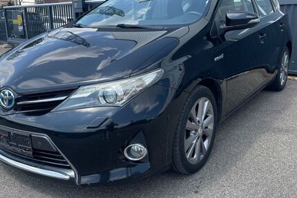 Toyota Auris 164.000 km 8.490 &euro; Asperg / Stuttgart 71679