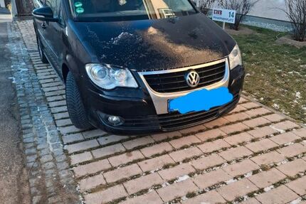 VW Touran 305.000 km 5.000 &euro; Esslingen 73732