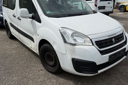 Peugeot Partner 290.000 km 3.500 &euro; Remshalden bei Stuttgart 73630