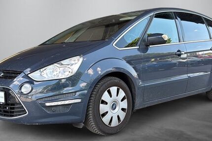 Ford S-Max 205.000 km 3.990 &euro; Weinstadt 71384
