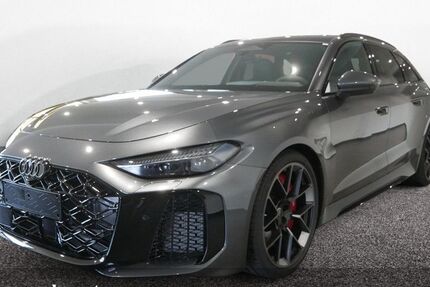 Audi RS5 4.500 km 118.870 &euro; Bietigheim-Bissingen 74321