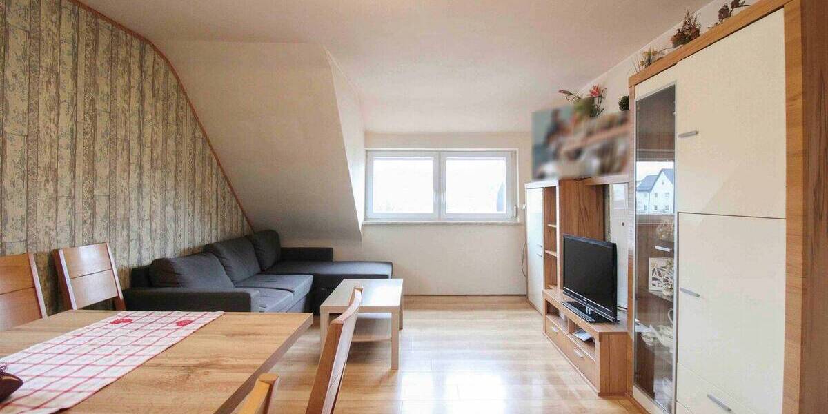 Etagenwohnung Schorndorf - 4 Zimmer, 81 m&sup2;, 265.000&euro; | Angebot:26118001