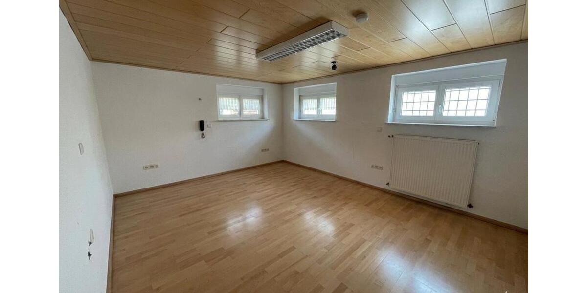 Erdgeschoßwohnung Stuttgart Vaihingen - 3 Zimmer, 77 m&sup2;, 1.195&euro; | Angebot:26291793