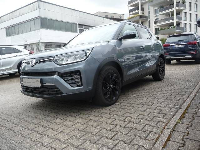 KGM Tivoli 12.065 km 18.490 &euro; Remseck 71686