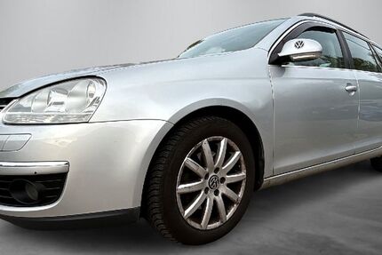VW Golf 235.000 km 2.990 &euro; Weinstadt 71384