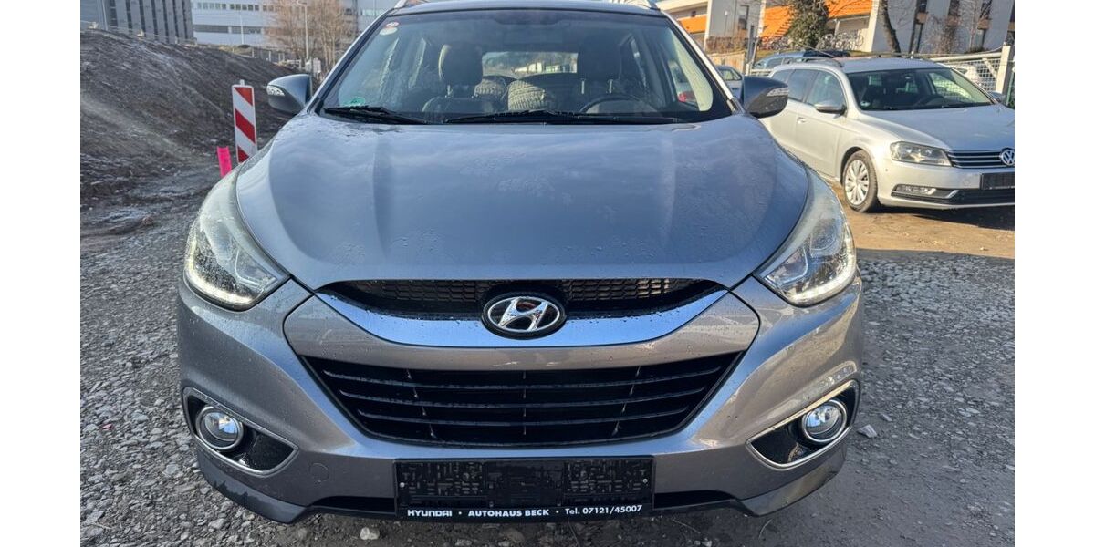 Hyundai ix35 146.000 km 8.250 &euro; Stuttgart 70376