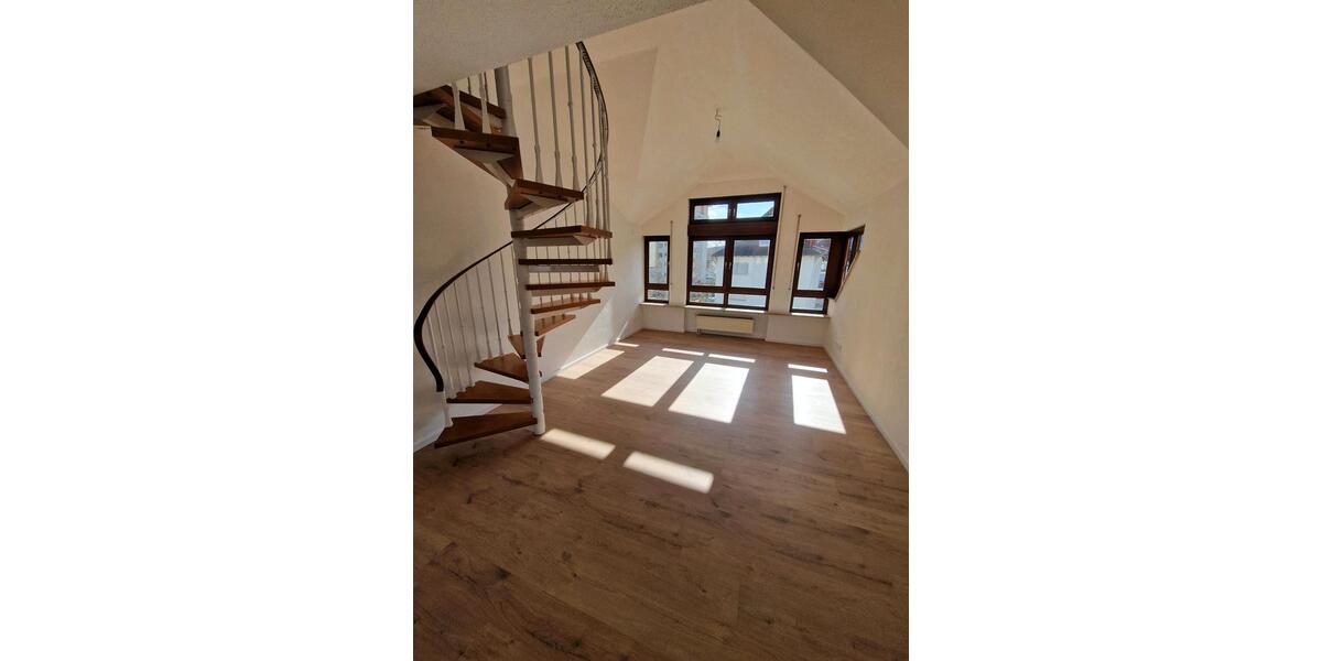 Maisonettenwohnung Fellbach - 4.5 Zimmer, 111 m&sup2;, 1.899&euro; | Angebot:26323354