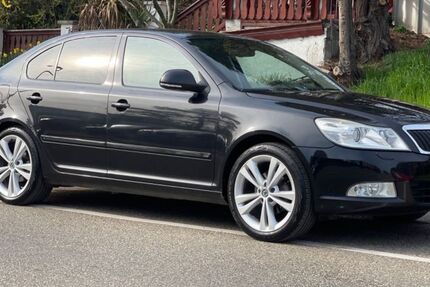Skoda Octavia 221.000 km 2.500 &euro; Fellbach 70736