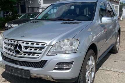 Mercedes-Benz ML 350 288.000 km 9.800 &euro; Fellbach-Stuttgart 70736