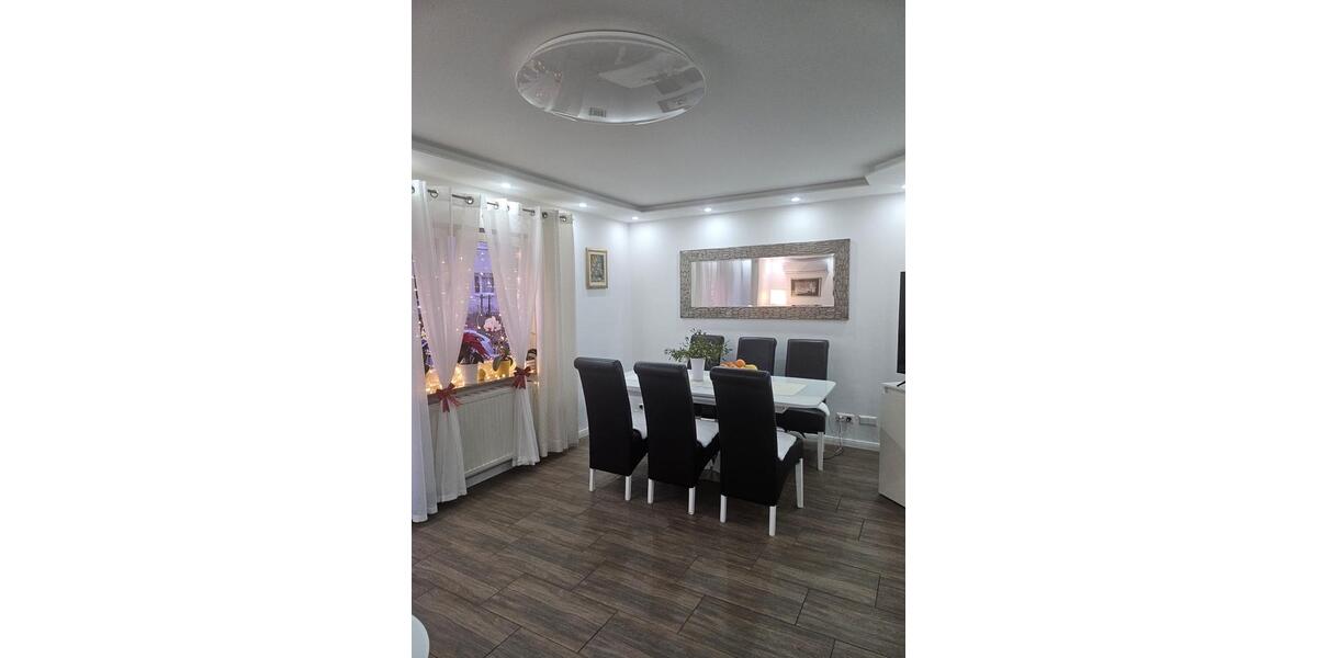 Hochparterre Sindelfingen - 3 Zimmer, 75 m&sup2;, 365.000&euro; | Angebot:26120598