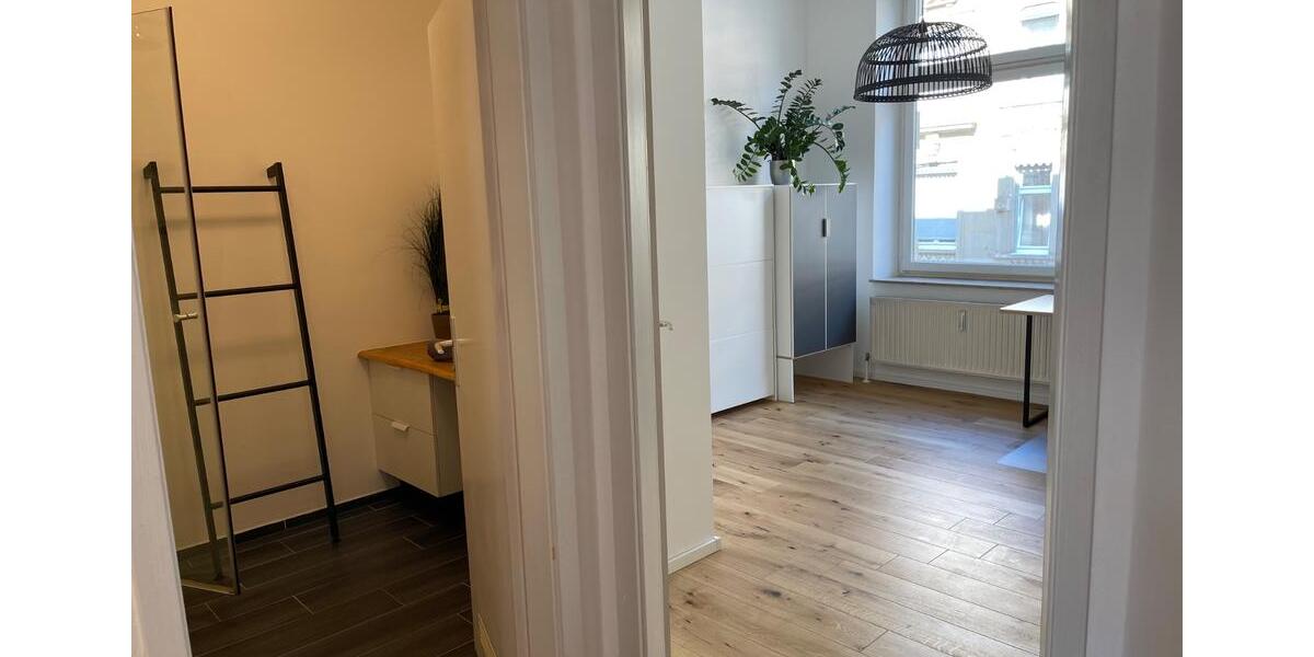 Zentral wohnen in der Hasenbergstr mit EBKStellplatz (3 Zimmer) 3 zimmer