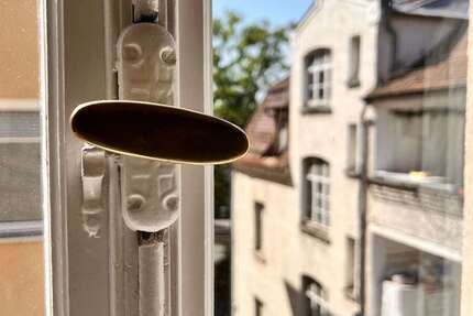 Wohnung zum Mieten in Stuttgart 1.400 € 99 m² 3 zimmer