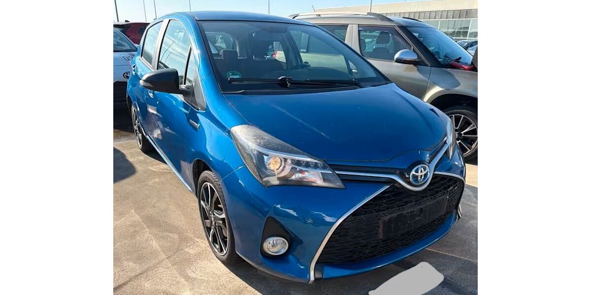 Toyota Yaris 90.000 km 11.550 &euro; Ditzingen 71254