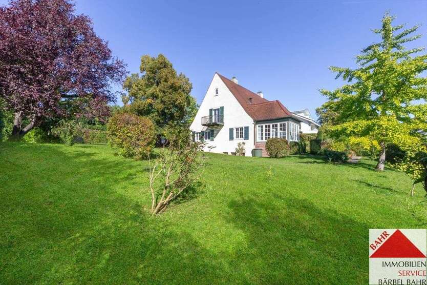 Haus zum Kaufen in Sindelfingen 789.000 € 240.7 m² 6 zimmer