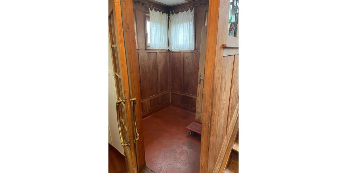 Einfamilienhaus Stuttgart Botnang - 5 Zimmer, 150 m&sup2;, 2.100&euro; | Angebot:24868941