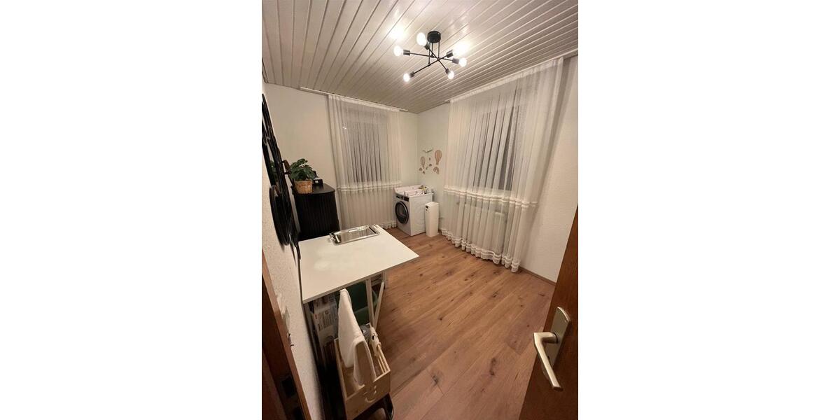 Erdgeschoßwohnung Esslingen am Neckar Brühl - 3 Zimmer, 55 m&sup2;, 205.000&euro; | Angebot:26957497
