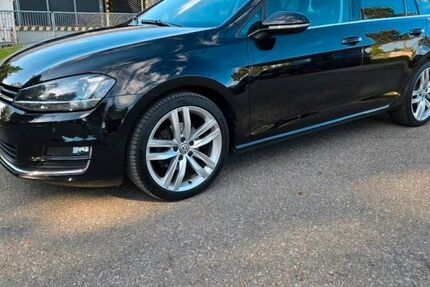 VW Golf 213.000 km 8.400 &euro; Backnang 71522