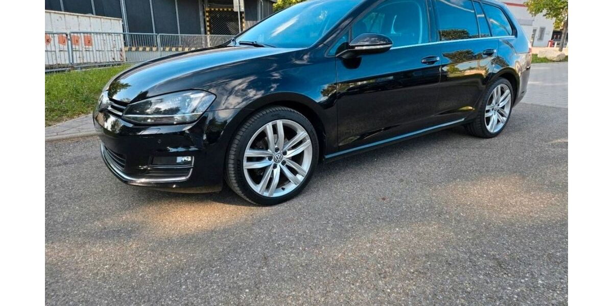 VW Golf 213.000 km 8.400 &euro; Backnang 71522