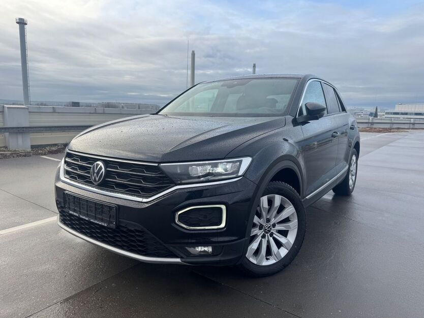 VW T-Roc 110.989 km 21.450 € Sindelfingen/Stuttgart 71065