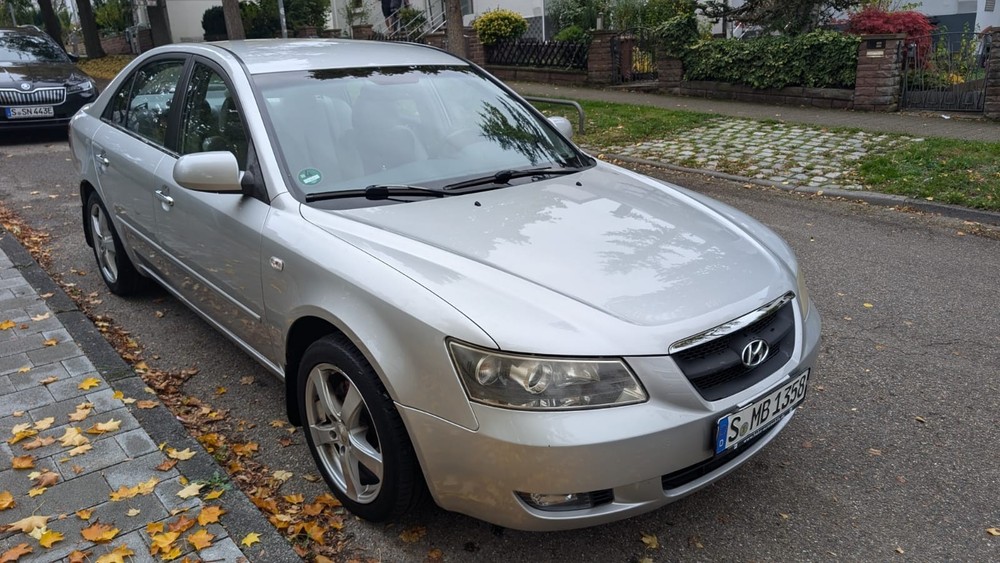 Hyundai Sonata 138.400 km 2.700 &euro; Stuttgart 70173