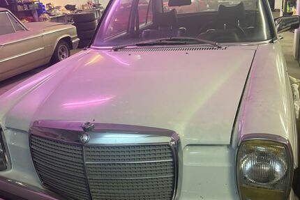 Mercedes-Benz 200 74.500 km 6.900 € Renningen 71272