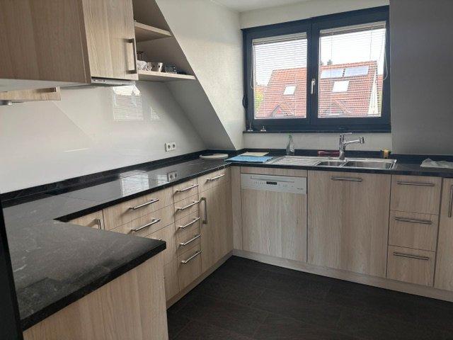 Dachgeschoßwohnung Weinstadt - 3 Zimmer, 114 m&sup2;, 475.000&euro; | Angebot:26678709
