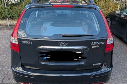 Hyundai i30 143.000 km 2.300 &euro; Weinstadt 71384
