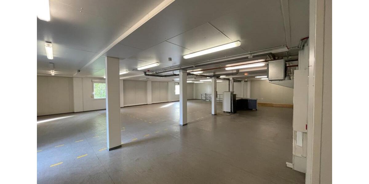 Gewerbeobjekt Esslingen am Neckar Oberesslingen - 1.450&euro; | Angebot:26218782