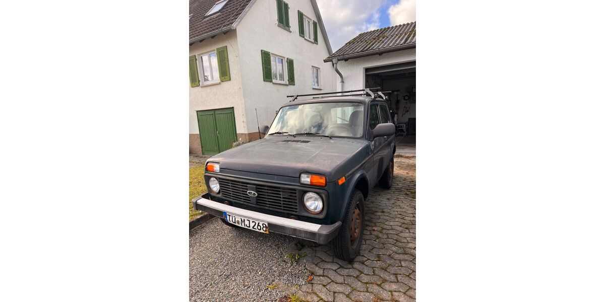 Lada Niva 110.000 km 4.200 € Pfäffingen 72119