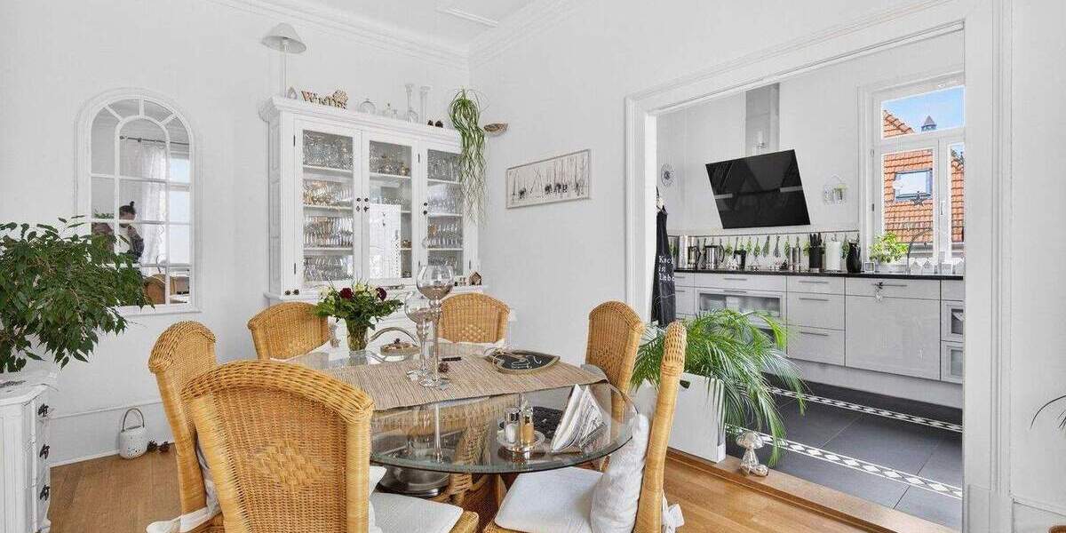 Etagenwohnung Esslingen Stadtmitte - 4 Zimmer, 114 m&sup2;, 629.000&euro; | Angebot:25721363