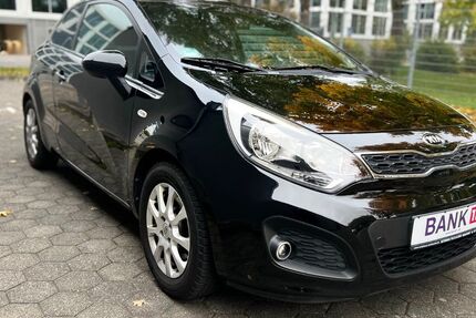 Kia Rio 29.000 km 7.600 € Stuttgart 70567