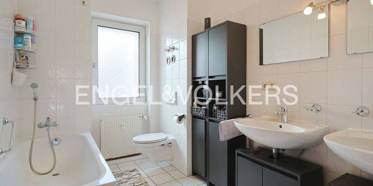 Etagenwohnung Ludwigsburg Süd - 4 Zimmer, 126 m&sup2;, 490.000&euro; | Angebot:26141181