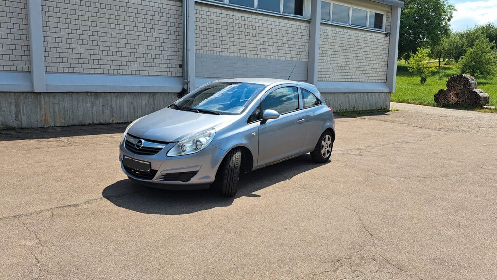 Opel Corsa 157.000 km 850 &euro; Ebersbach 73061