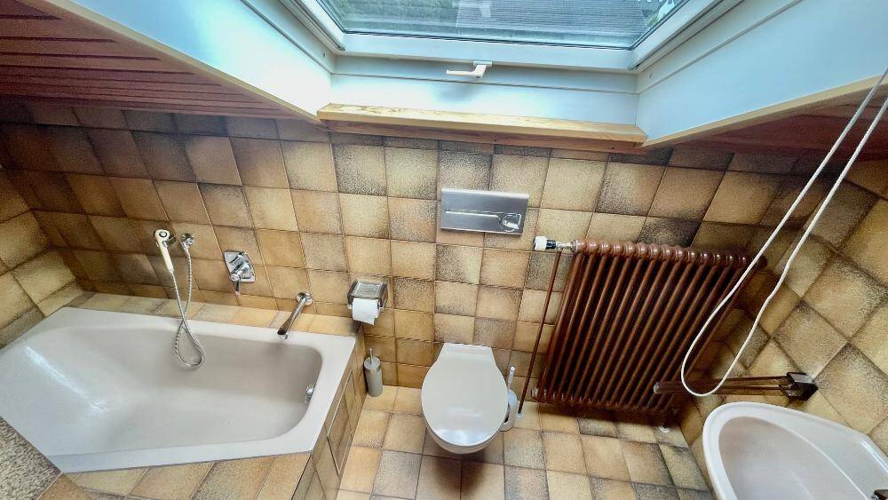 Mehrfamilienhaus, Wohnhaus Böblingen - 4 Zimmer, 143 m&sup2;, 2.750&euro; | Angebot:26378141