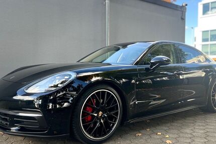 Porsche Panamera 87.900 km 61.500 € Stuttgart 70567