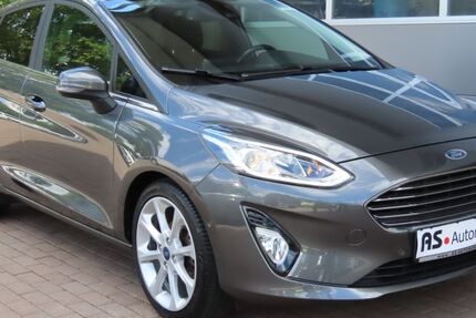 Ford Fiesta 75.000 km 12.790 € Stuttgart 70329