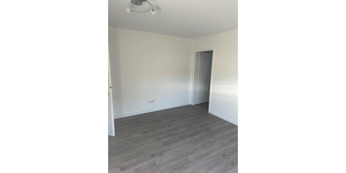 Erdgeschoßwohnung Esslingen am Neckar Hegensberg - 3 Zimmer, 58 m&sup2;, 850&euro; | Angebot:24294429