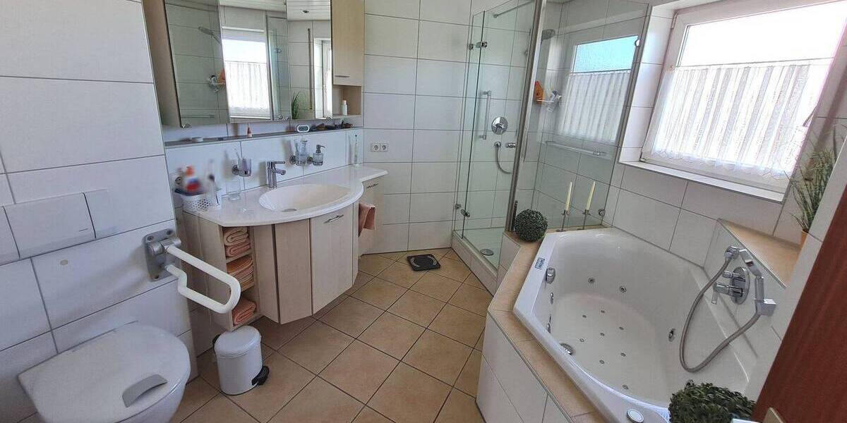 Doppelhaushälfte Schorndorf Weiler - 6 Zimmer, 150 m&sup2;, 560.000&euro; | Angebot:26105429