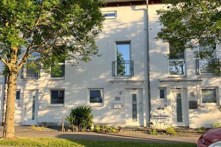 Haus Baltmannsweiler - 3.5 Zimmer, 114 m&sup2;, 550.000&euro; | Angebot:27117532