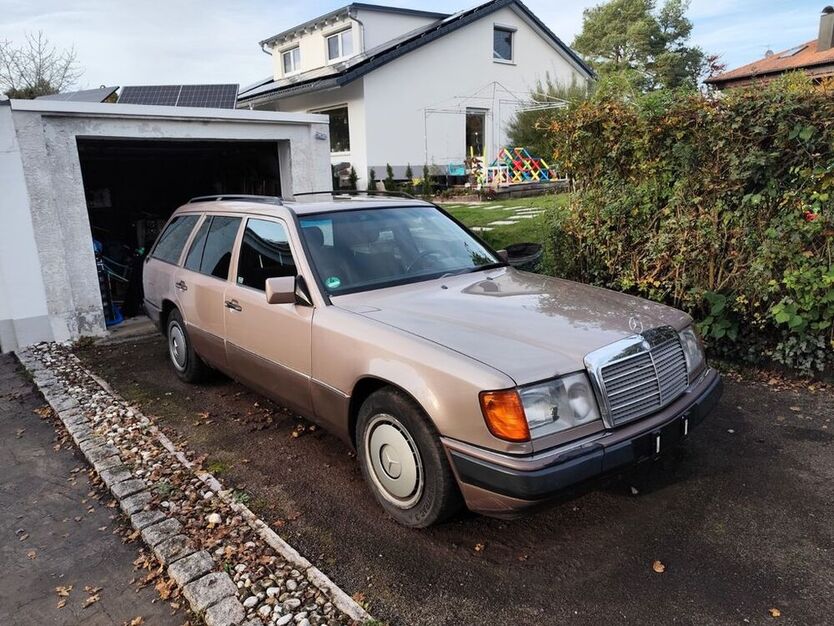E 220