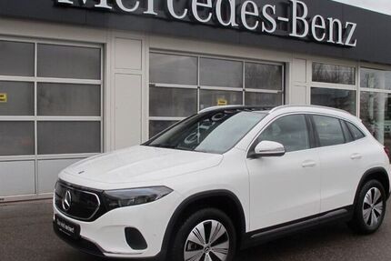 Mercedes EQA