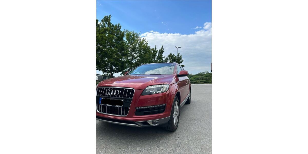 Audi Q7 220.000 km 17.200 &euro; Stuttgart 70565