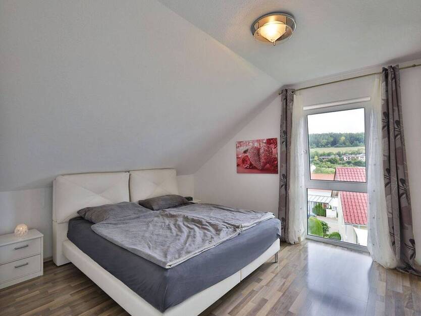 Familientraum mit EinliegerWohnung, Kamin und herrlichem Garten