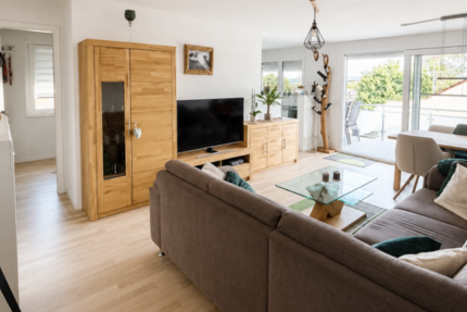 Wohnung Ditzingen - 4 Zimmer, 85 m&sup2;, 1.300&euro; | Angebot:27081099