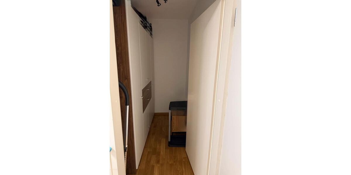 Etagenwohnung Ludwigsburg Oßweil - 2 Zimmer, 65 m&sup2;, 910&euro; | Angebot:25216193