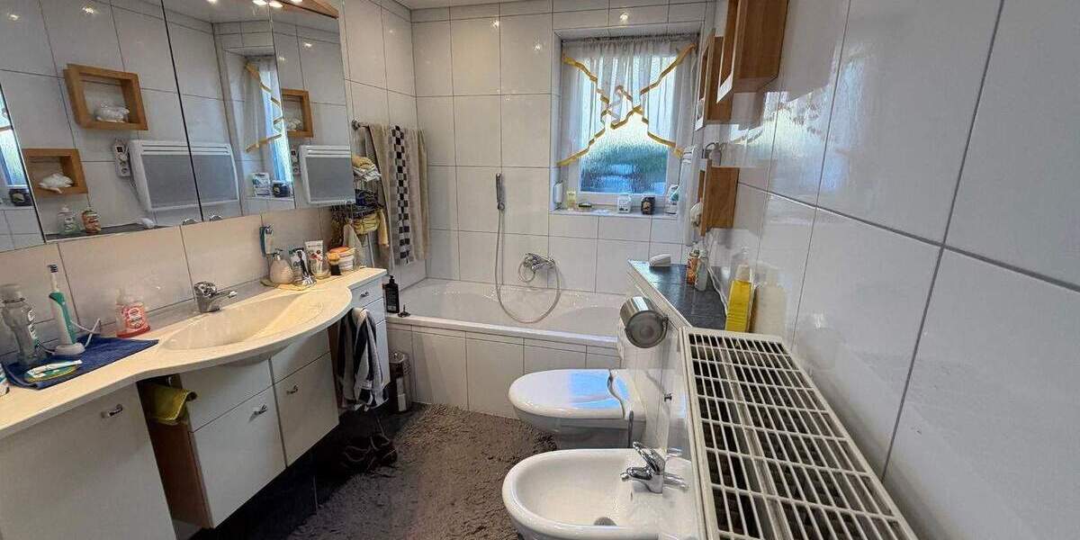 Mehrfamilienhaus, Wohnhaus Weil der Stadt Münklingen - 9 Zimmer, 189 m&sup2;, 739.000&euro; | Angebot:25737013